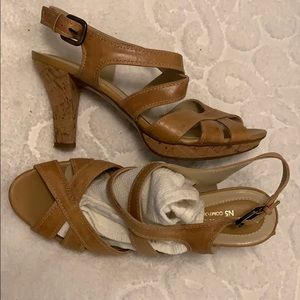 Naturalizer leather sandal size 7.5 with cork heel